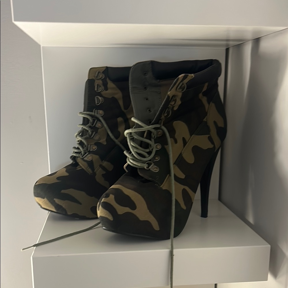 Green and Brown Heeled Boots with Camouflage Pattern